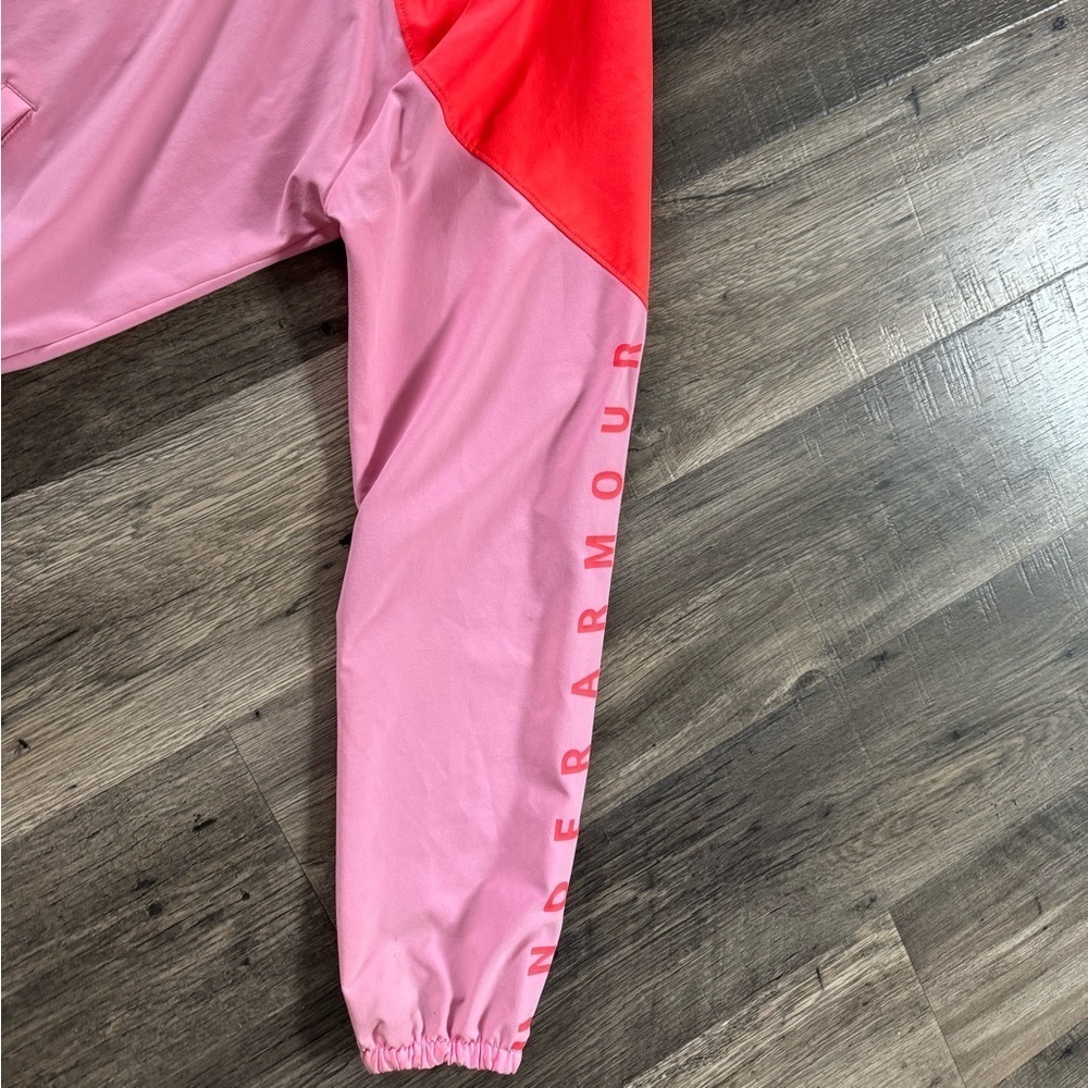 WOMENS UNDER ARMOUR JACKET SIZE LARGE - Picture 3 of 6